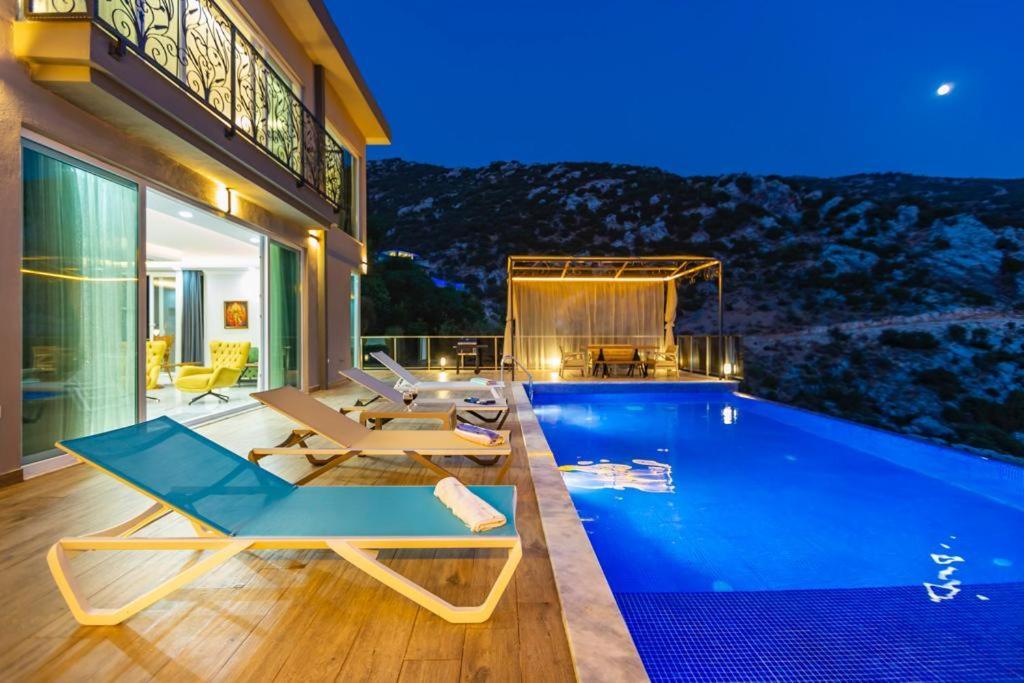 Vilă La Celine- Xlarge Complete Privacy In Nature, Pool With Wonderful View Kalkan